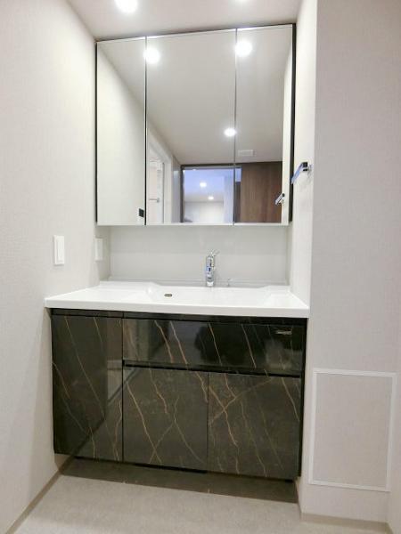 洗面設備　洗面所