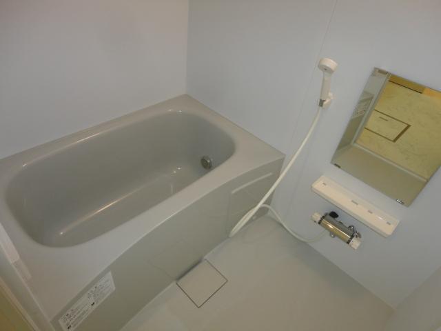 バス・シャワールーム　バス（サーモ水栓付）