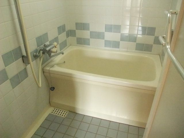 バス・シャワールーム　★ゆったり浸かれるお風呂★