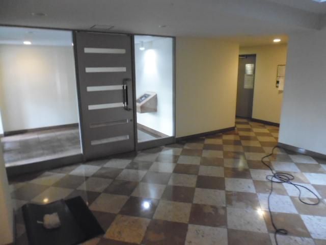 エントランス　★キレイなエントランス・オートロック★