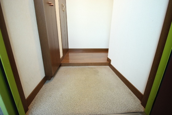 玄関　※別号屋の写真です