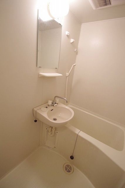 バス・シャワールーム　★きれいな浴槽★