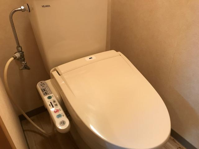 トイレ　シャワー付トイレ