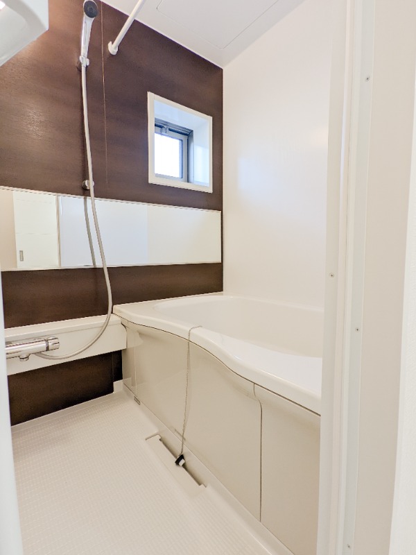 バス・シャワールーム　図面と現状に相違がある場合には現状を優先