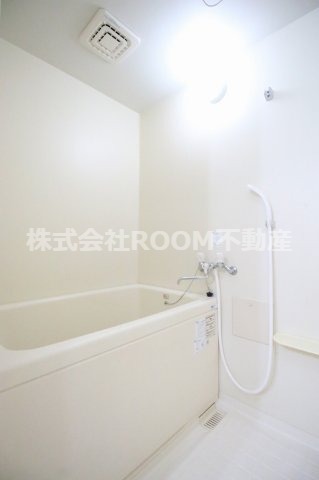 バス・シャワールーム　お風呂で日々の疲れを落としましょう