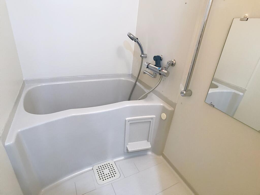 バス・シャワールーム　サーモスタット水栓