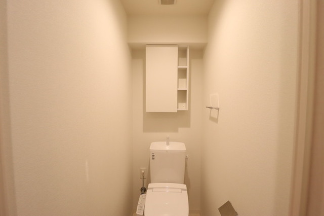 トイレ　トイレ　収納