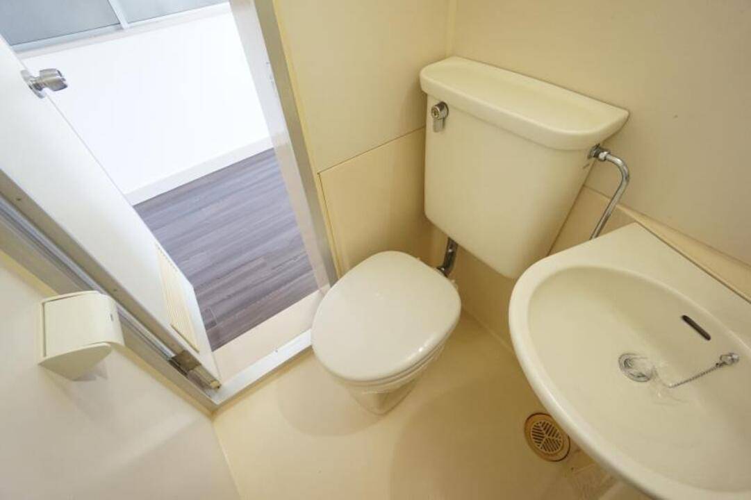 トイレ　トイレ