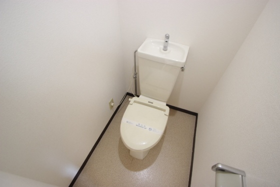 トイレ　※別部屋の写真です