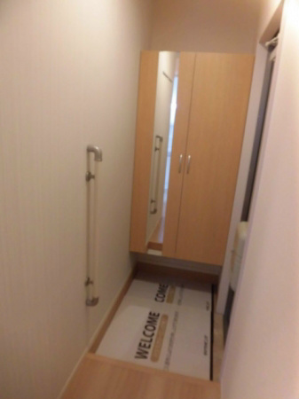 玄関　※サンプル画像です。