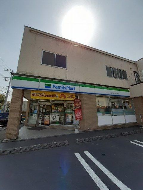 コンビニ　ファミリーマート岩戸南四丁目店（コンビニ）まで450m