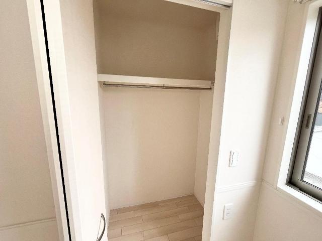 収納　洋室収納