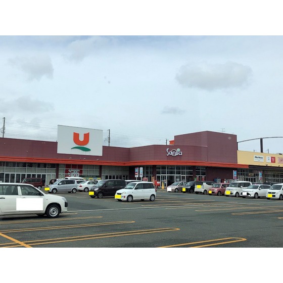 スーパー　ユニバース盛岡南店（スーパー）まで895m