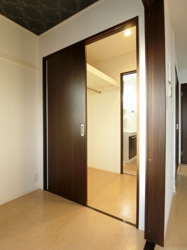 収納　図面と現状に相違がある場合には現状を優先