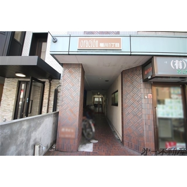 エントランス　エントランス