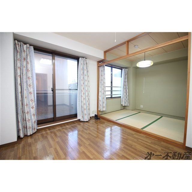 居室・リビング　洋室