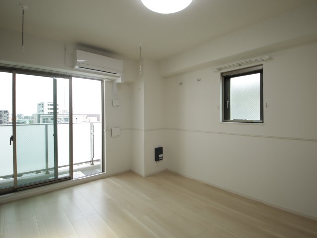 居室・リビング　※別号室の参考写真、現況優先※