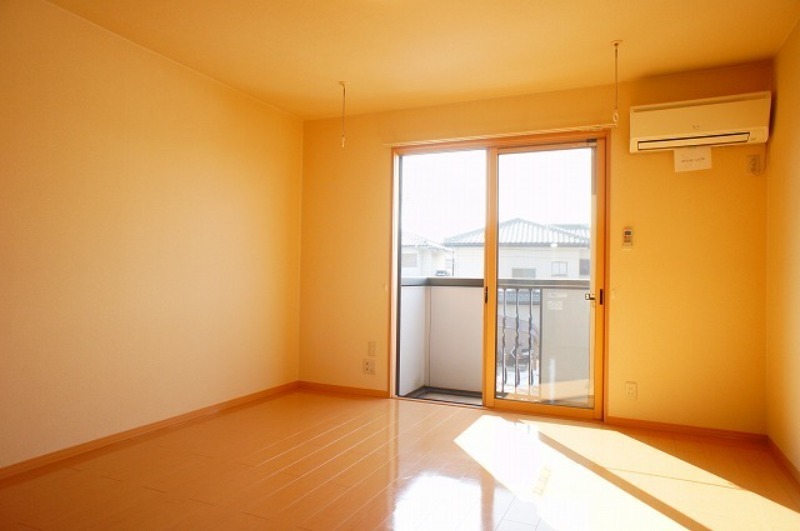 居室・リビング　図面と現状に相違がある場合には現状を優先