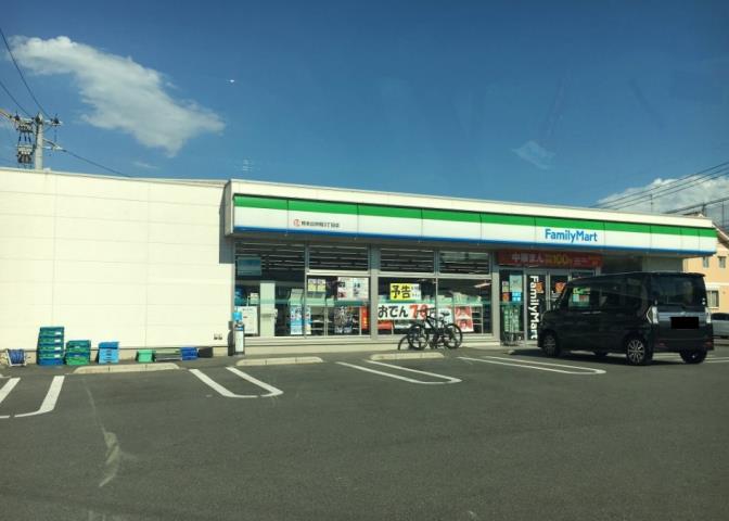 コンビニ　ファミリーマート熊本出仲間３丁目店（コンビニ）まで1856m