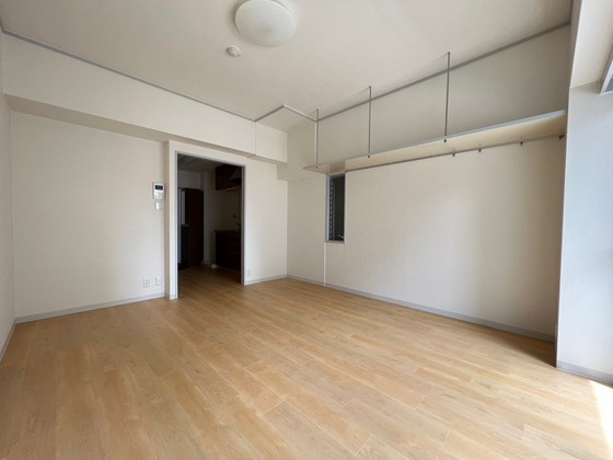 居室・リビング　※別号室の写真です