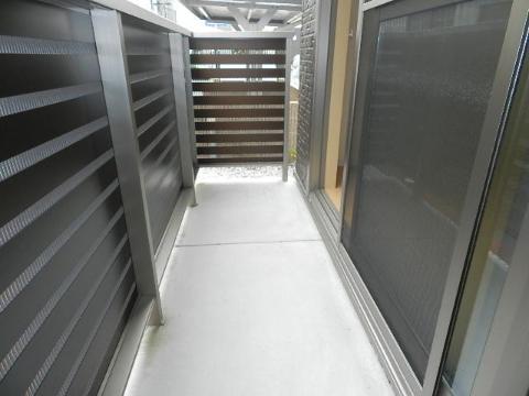 庭　テラス（イメージ）