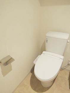 トイレ　★温水洗浄便座★