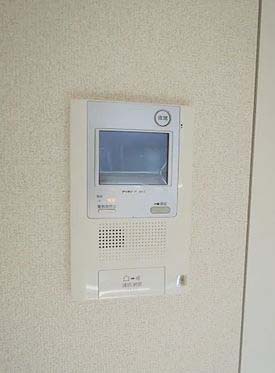 セキュリティ　★モニター付きインターホンで来客時も安心★