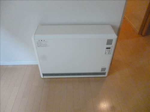 その他　蓄熱式暖房機