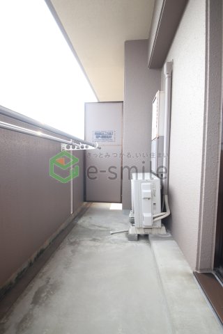 バルコニー　広々としたバルコニーです