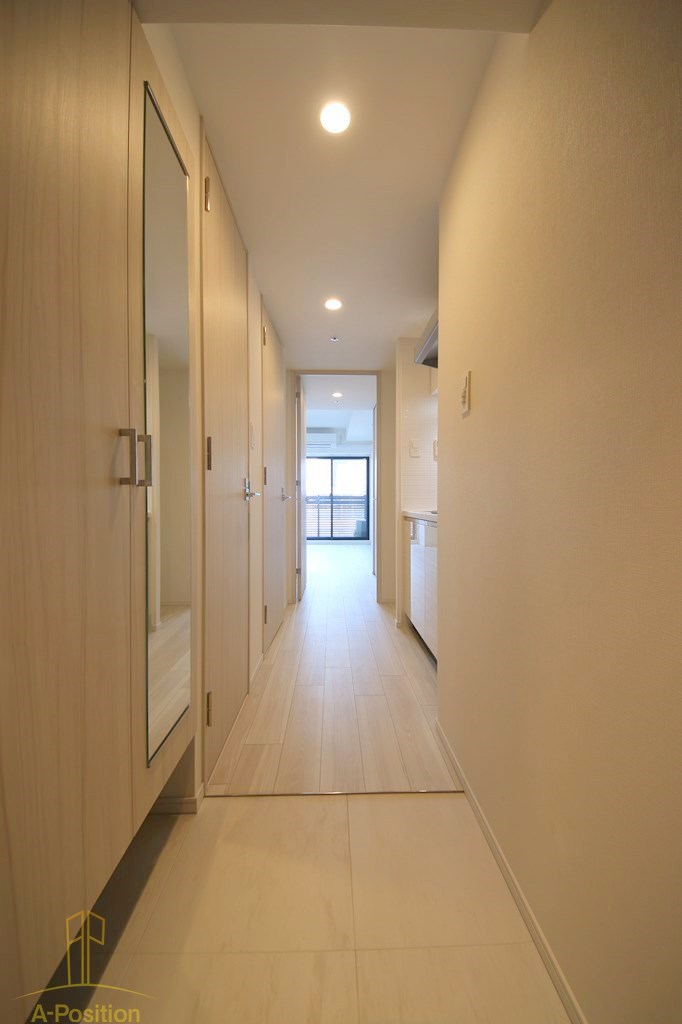 玄関　S-RESIDENCE堺筋本町Deux