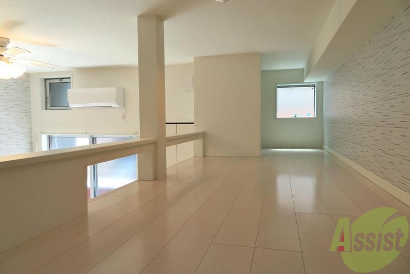 その他部屋・スペース　寝室としても十分機能する広々ロフトですね