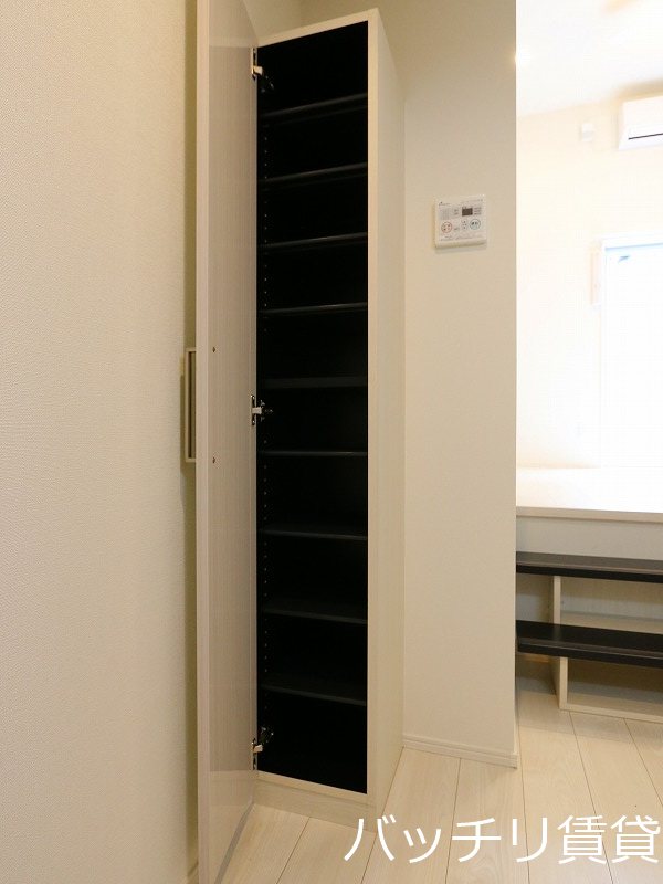 その他　画像は、同型タイプの為、現状を優先いたします。