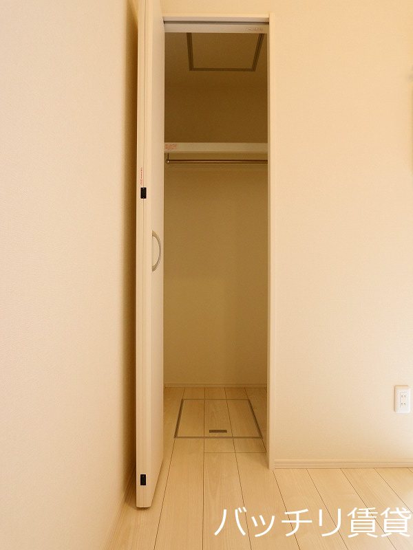 収納　画像は、同型タイプの為、現状を優先いたします。