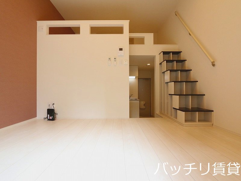 居室・リビング　画像は、同型タイプの為、現状を優先いたします。