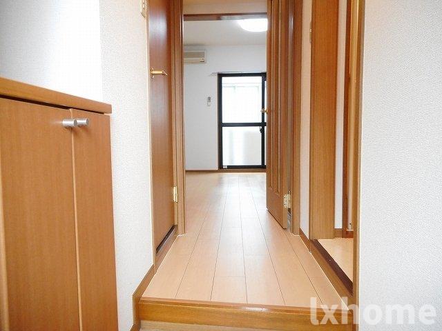 玄関　明るい玄関です