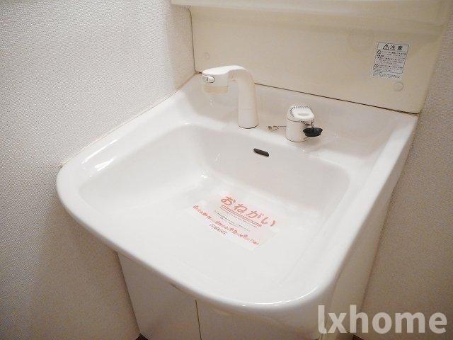 洗面設備　使いやすい洗面所です
