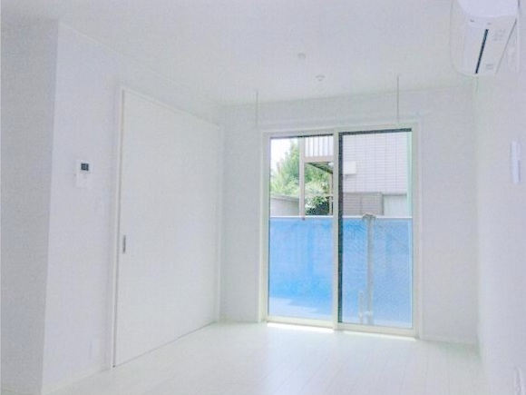 居室・リビング　★ＬＤＫ広々１１帖★　★綺麗な内装です♪