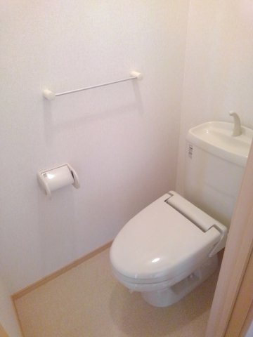 トイレ　シンプルで使いやすいトイレです