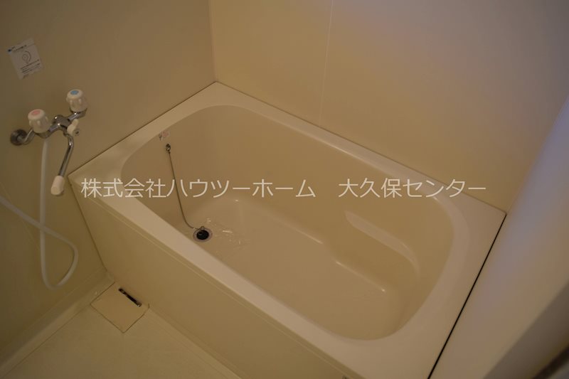 バス・シャワールーム　お風呂です。