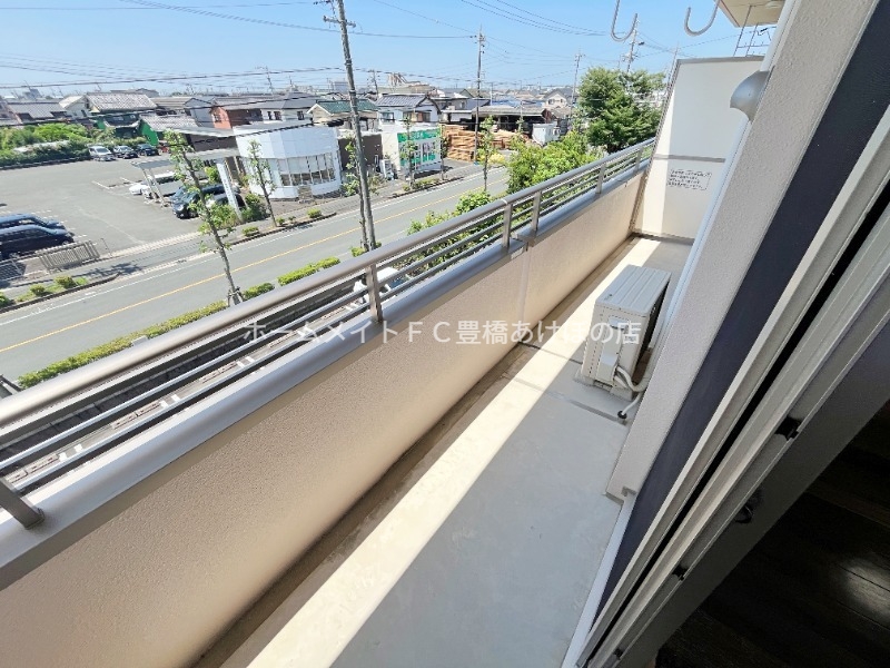 バルコニー　同型別部屋写真