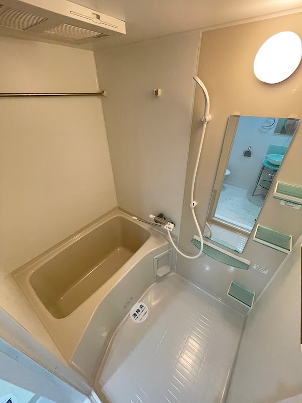 バス・シャワールーム　お風呂で日々の疲れを落としましょう