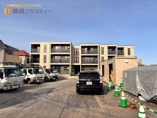 建物外観　大和田リバーサイドの大型賃貸。