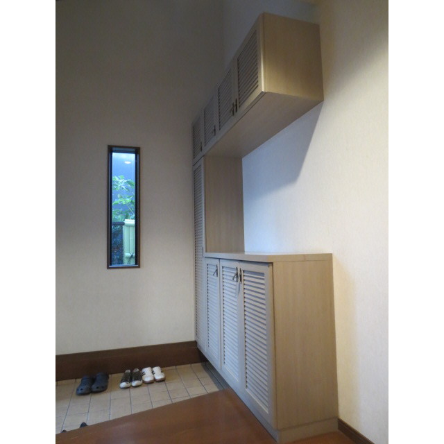 収納　シューズボックス