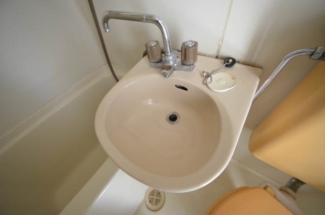 洗面設備　～顔を洗って元気に出発～