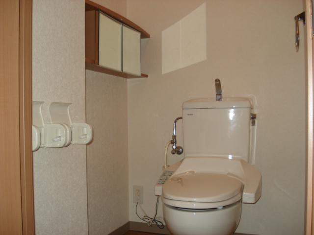 トイレ　シャワー付トイレ