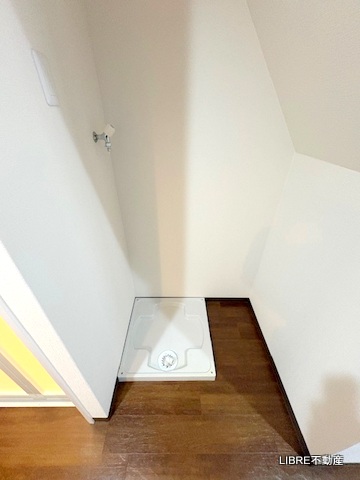 洗面設備　室内洗濯機置き場完備