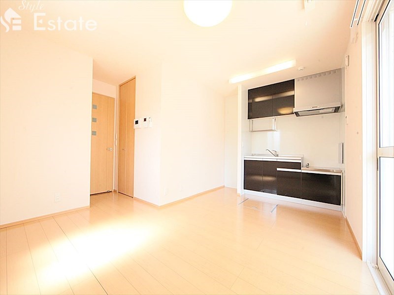 居室・リビング　内装