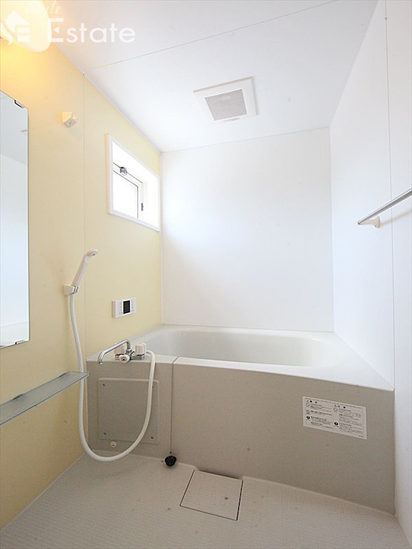 バス・シャワールーム　バスルーム