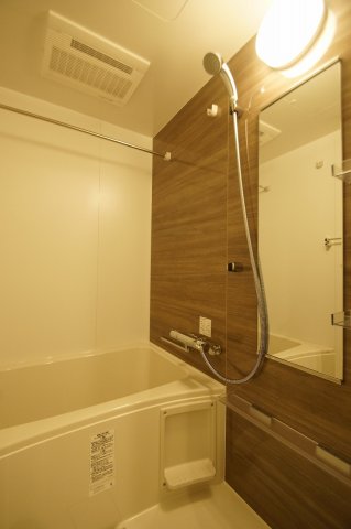 バス・シャワールーム　「バスルーム」
