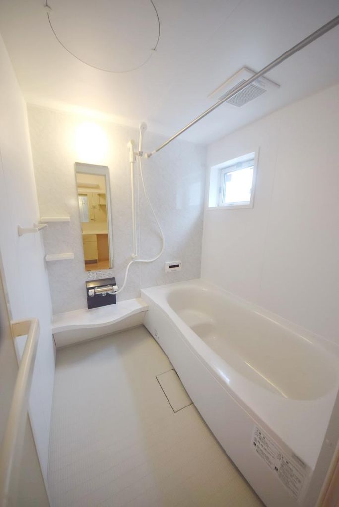 バス・シャワールーム　洗面